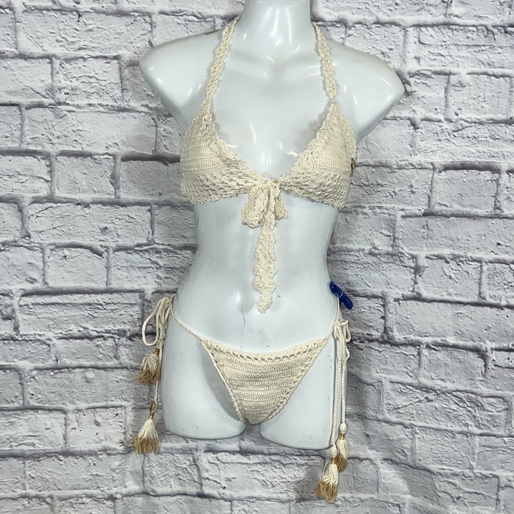 NWT SHE MADE ME two piece crochet  size M/L bottom/ S/M top